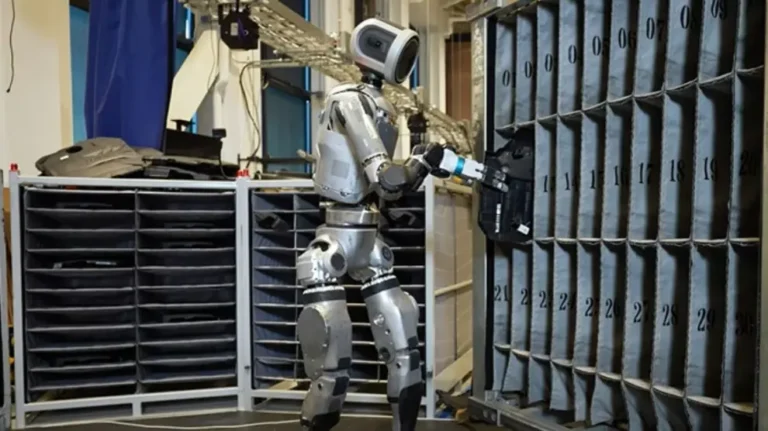 Atlas el robot humanoide de Boston Dynamics está aprendiendo a trabajar