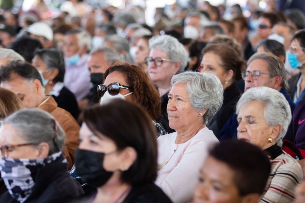 ¿En qué consiste el nuevo programa para adultos mayores anunciado por Claudia Sheinbaum?