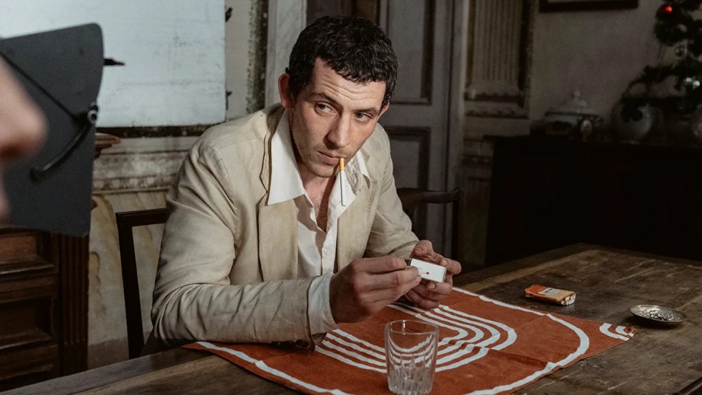 Josh O'Connor en 'La quimera'