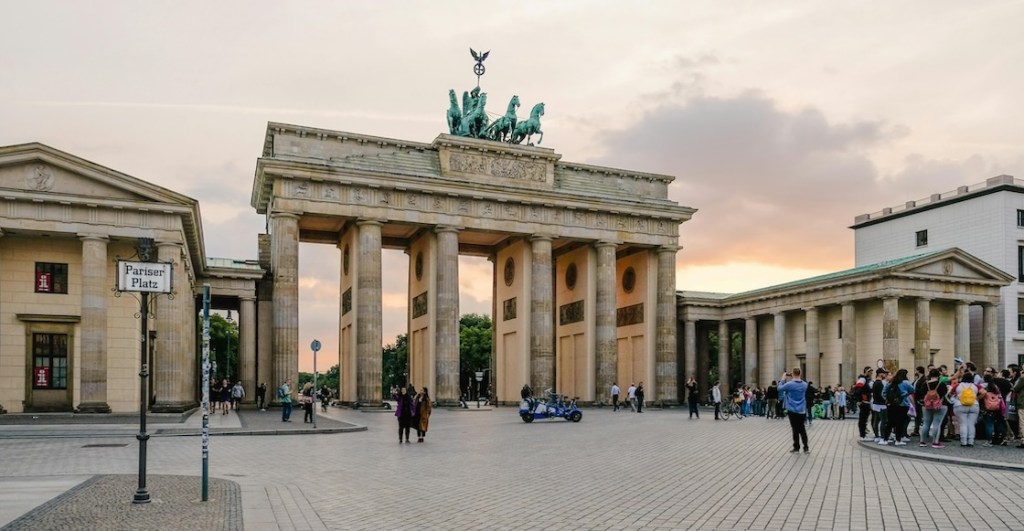 ETIAS 2025: Precio y cuándo entra en vigencia este permiso para viajar a Europa desde México