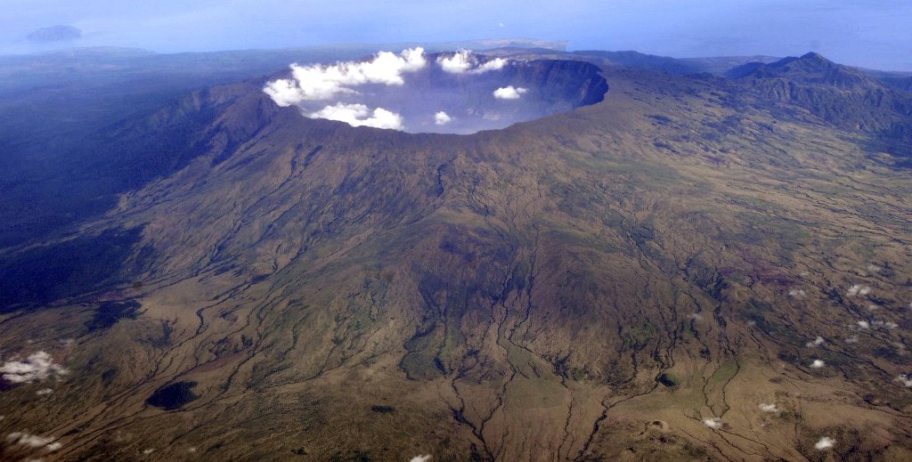 Científicos alertan sobre una inminente erupción volcánica masiva que podría arrasar ciudades enteras 1 Científicos alertan sobre una inminente erupción volcánica masiva que podría arrasar ciudades enteras
