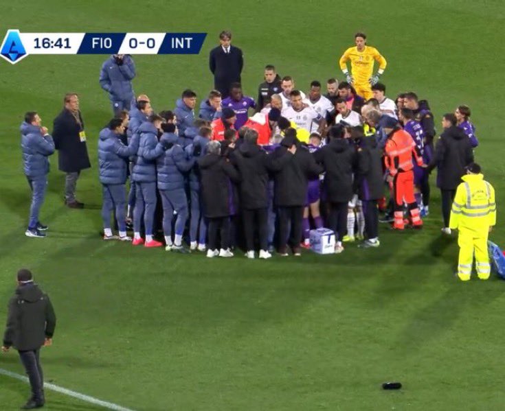 Fiorentina- Inter es suspendido; Edoardo Bove se desploma a medio partido