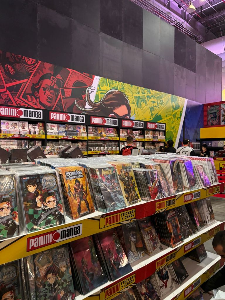 Muchos cómics en la CCXP México 2024