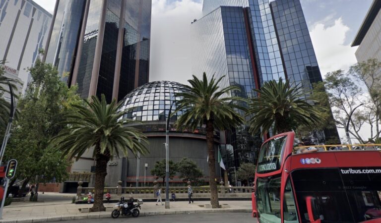 Lo que sabemos del accidente en la Bolsa Mexicana de Valores Lo que sabemos del accidente en la Bolsa Mexicana de Valores
