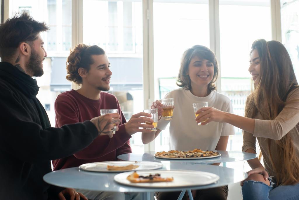 El cáncer se está haciendo más común en los jóvenes y los expertos creen que “algo” está expandiéndolo 3 El cáncer se está haciendo más común en los jóvenes y los expertos creen que “algo” está expandiéndolo