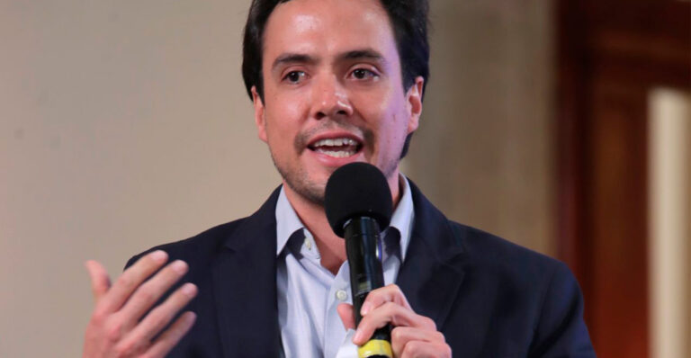 Hijo de Alejandro Encinas es designado subsecretario de Buen Gobierno