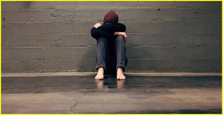 ¿Por qué cada vez hay más niños y jóvenes con depresión en México?