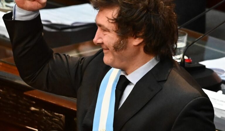 Javier Milei saca a Argentina de la OMS