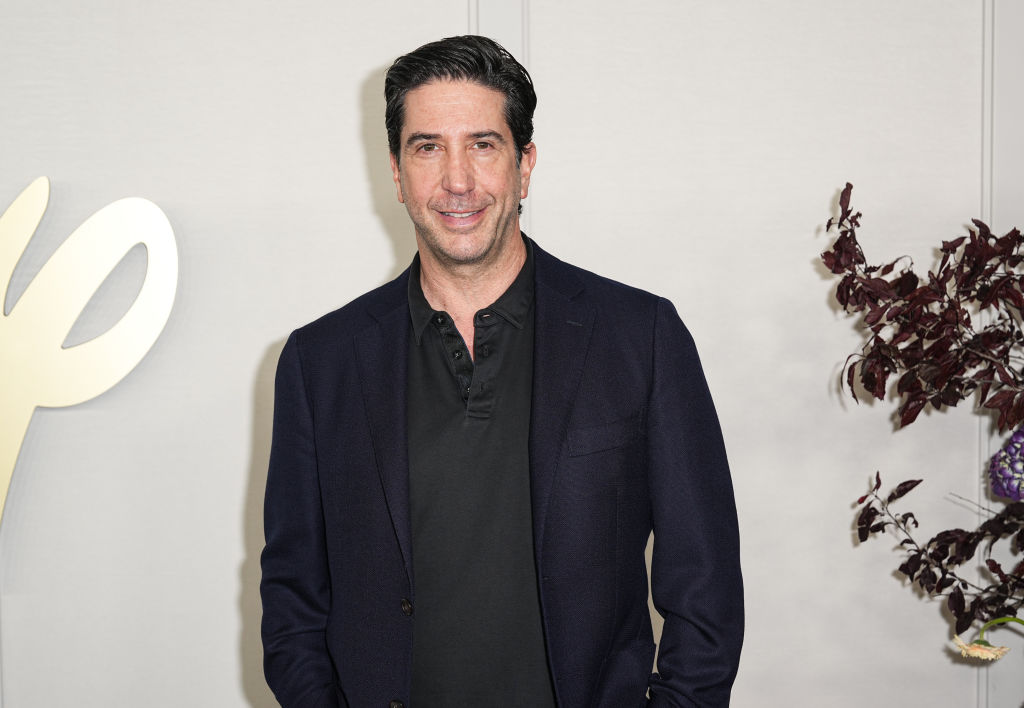 David Schwimmer pide a Elon Musk que restringa a Kanye West en X