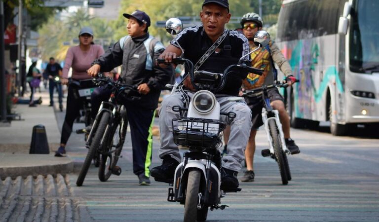 Quieren prohibir las bicicletas eléctricas y scooters con multas en las ciclovías de CDMX