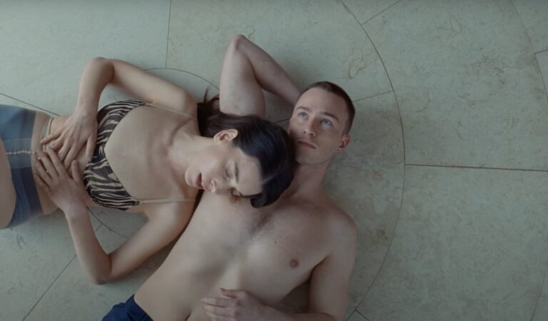 Regresa HAIM con nueva música y video con protagonista de ‘Queer’