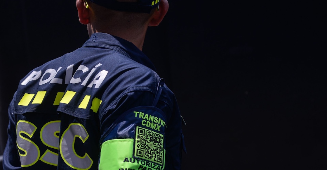 Ojo en los portaplacas y las multas en los coches de CDMX