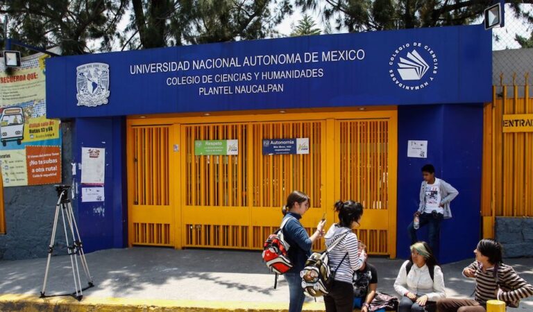 Suspenden clases presenciales en CCH Naucalpan tras ataque de alumno a profesor