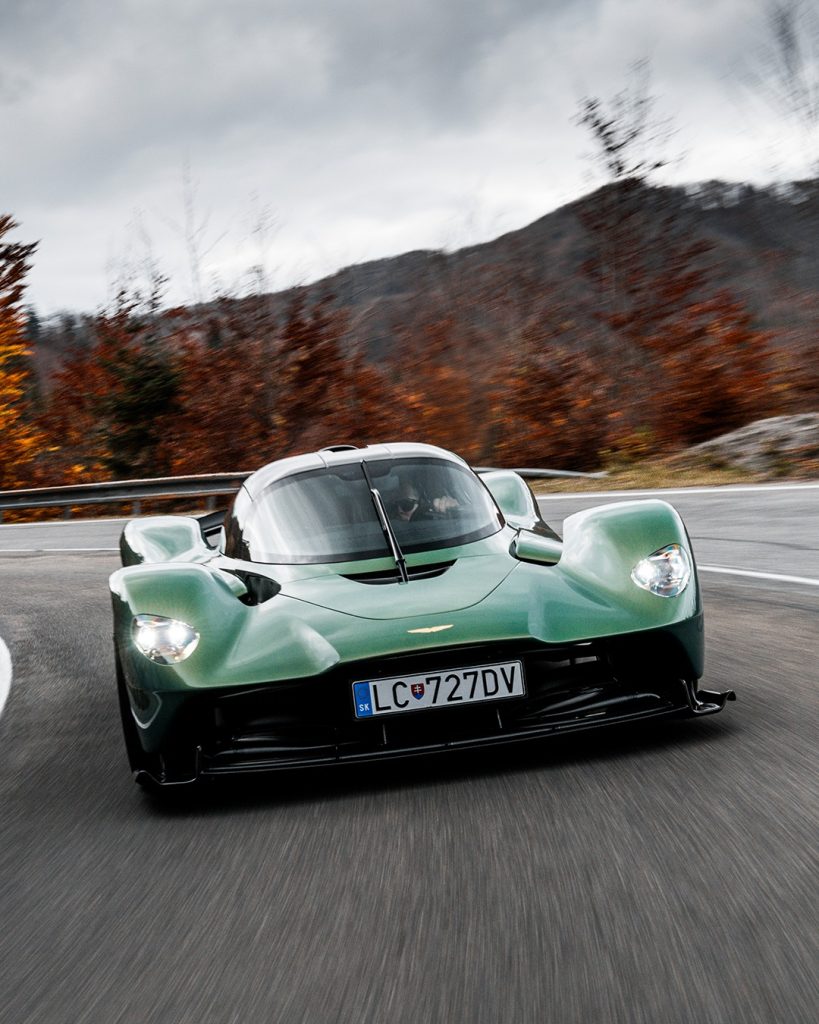 Autos Aston Martin