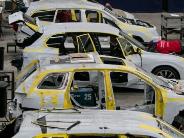 Autopartes que cumplan T-MEC estarán exentas de aranceles... por ahora