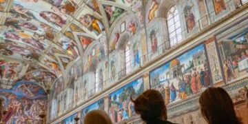 Las 5 curiosidades de la Capilla Sixtina, donde se celebrará el cónclave para elegir un nuevo papa en 2025