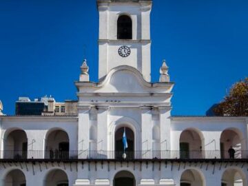 Revolución de Mayo: 4 datos que debes saber sobre el Cabildo, a 300 años de su construcción