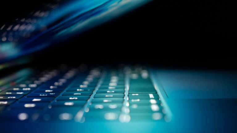 la función de IA que convierte tu PC en una máquina de vigilancia silenciosa