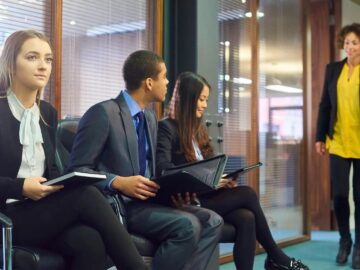 10 prompts que transforman tu búsqueda laboral